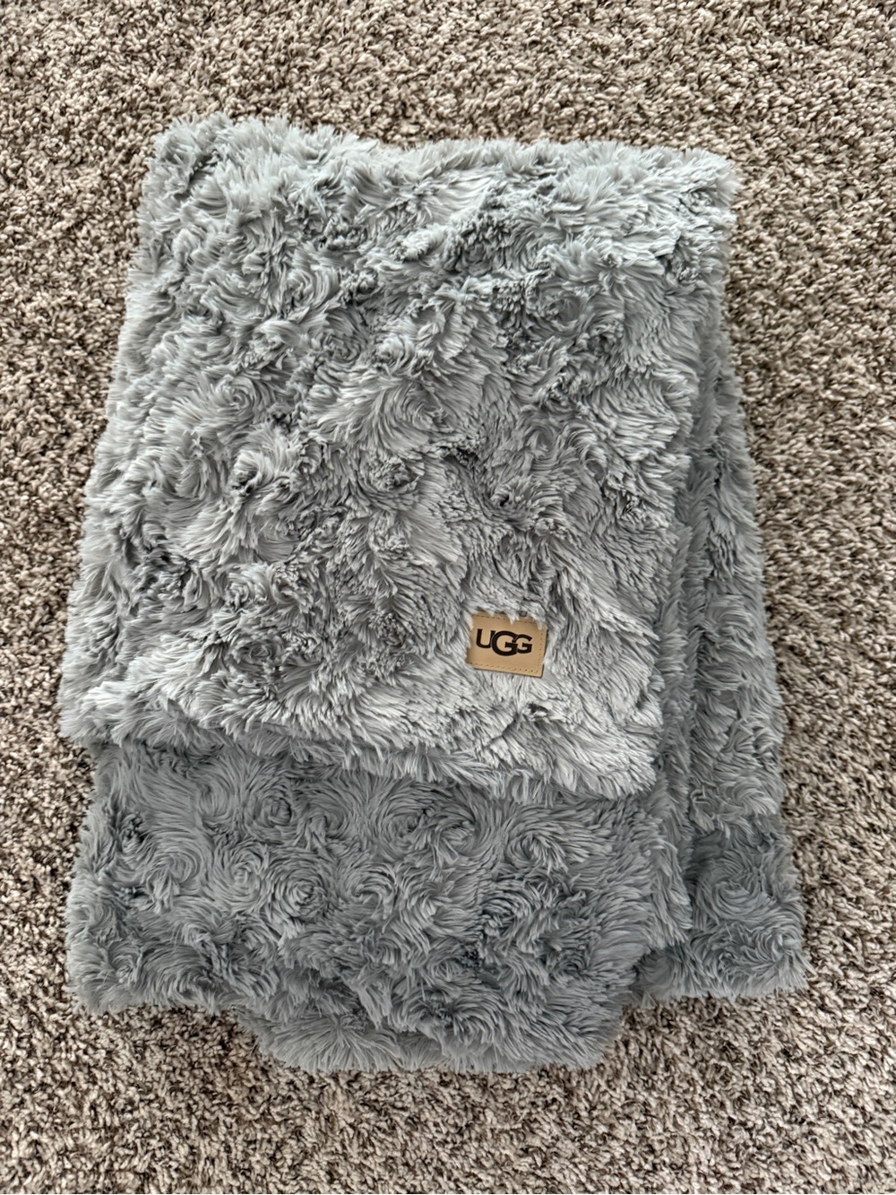 Ugg adalee throw